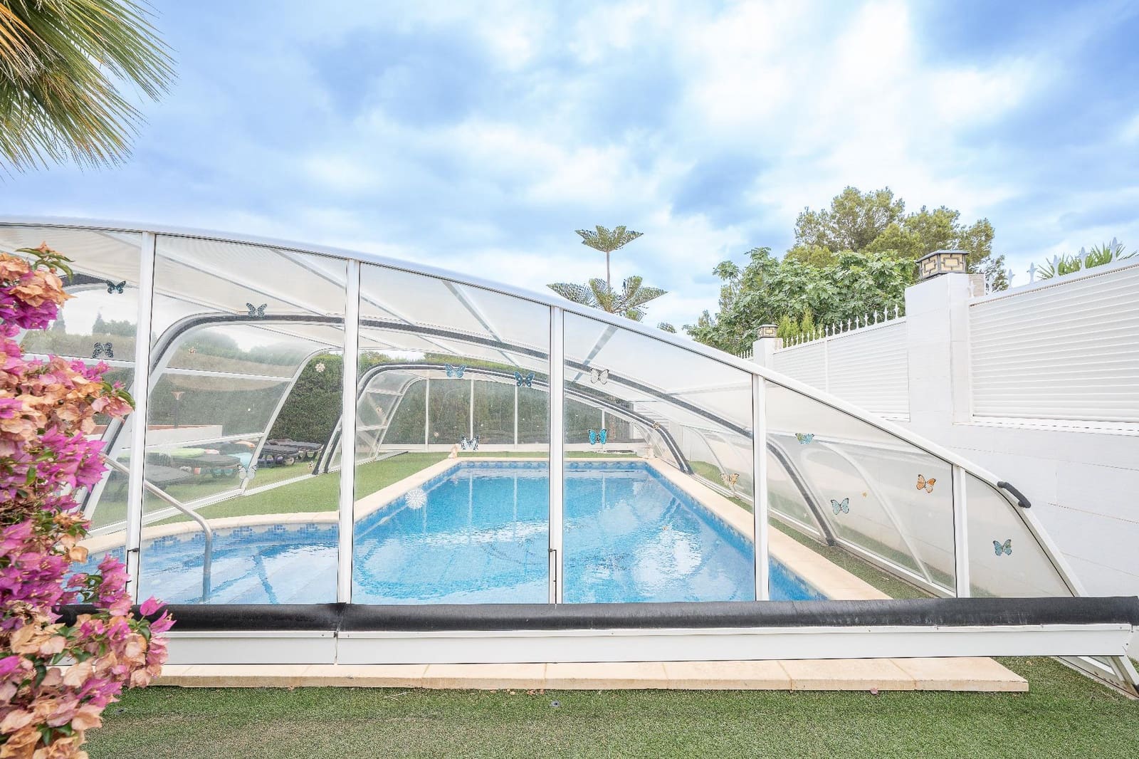 5 chambre Villa/Maison à vendre à La Nucia avec piscine garage - 899 000 € (Ref: 9934167)