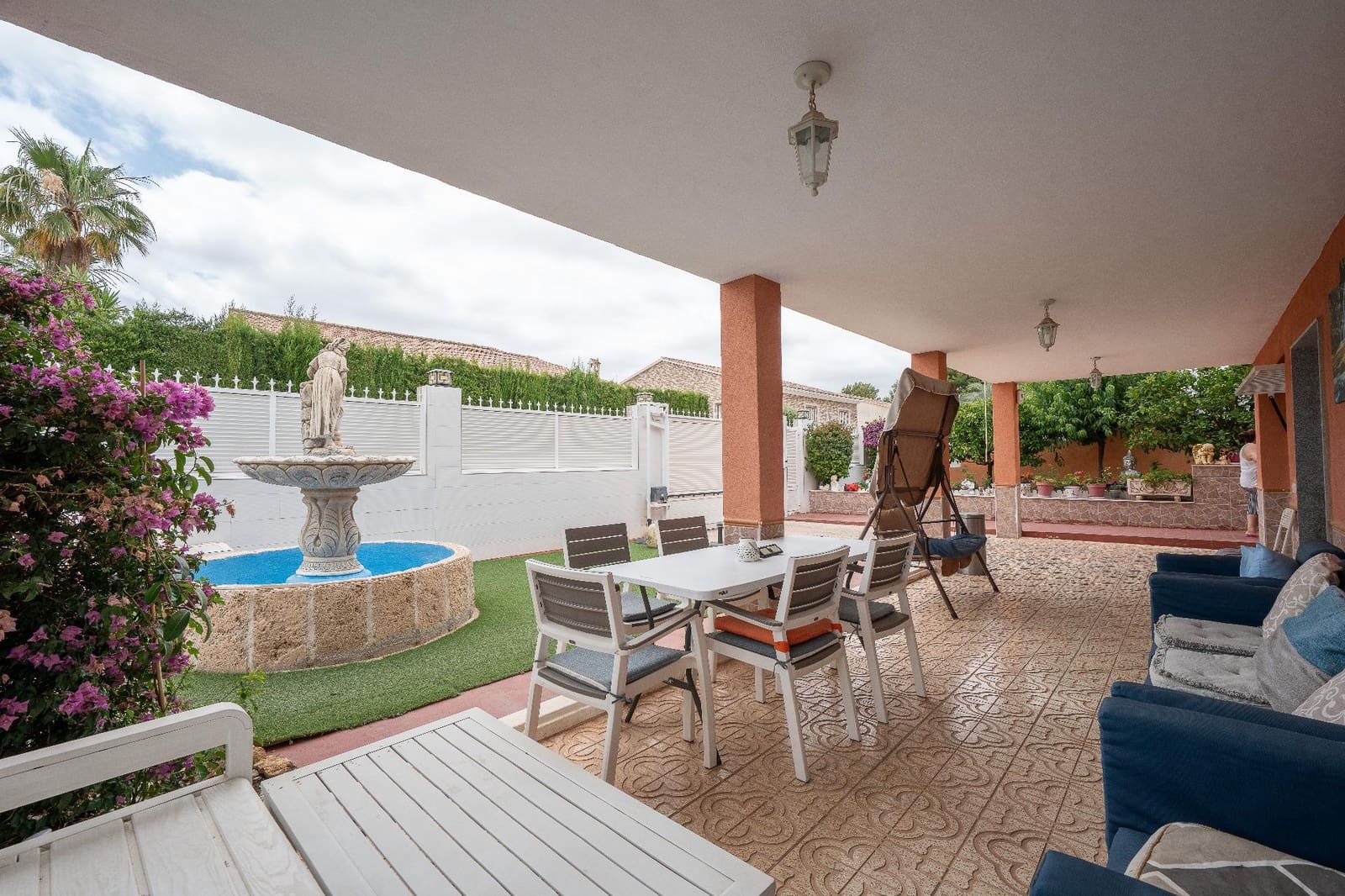 5 chambre Villa/Maison à vendre à La Nucia avec piscine garage - 899 000 € (Ref: 9934167)