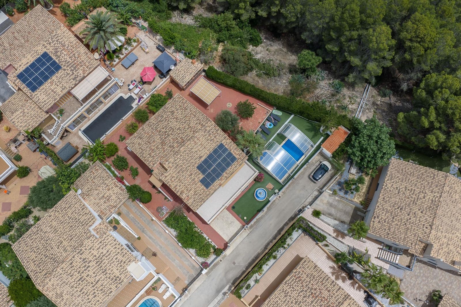 5 chambre Villa/Maison à vendre à La Nucia avec piscine garage - 899 000 € (Ref: 9934167)