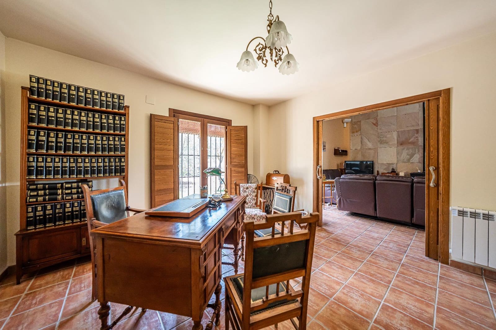 4 soveværelse Finca/Landehus til salg i Biar med garage - € 750.000 (Ref: 9936349)