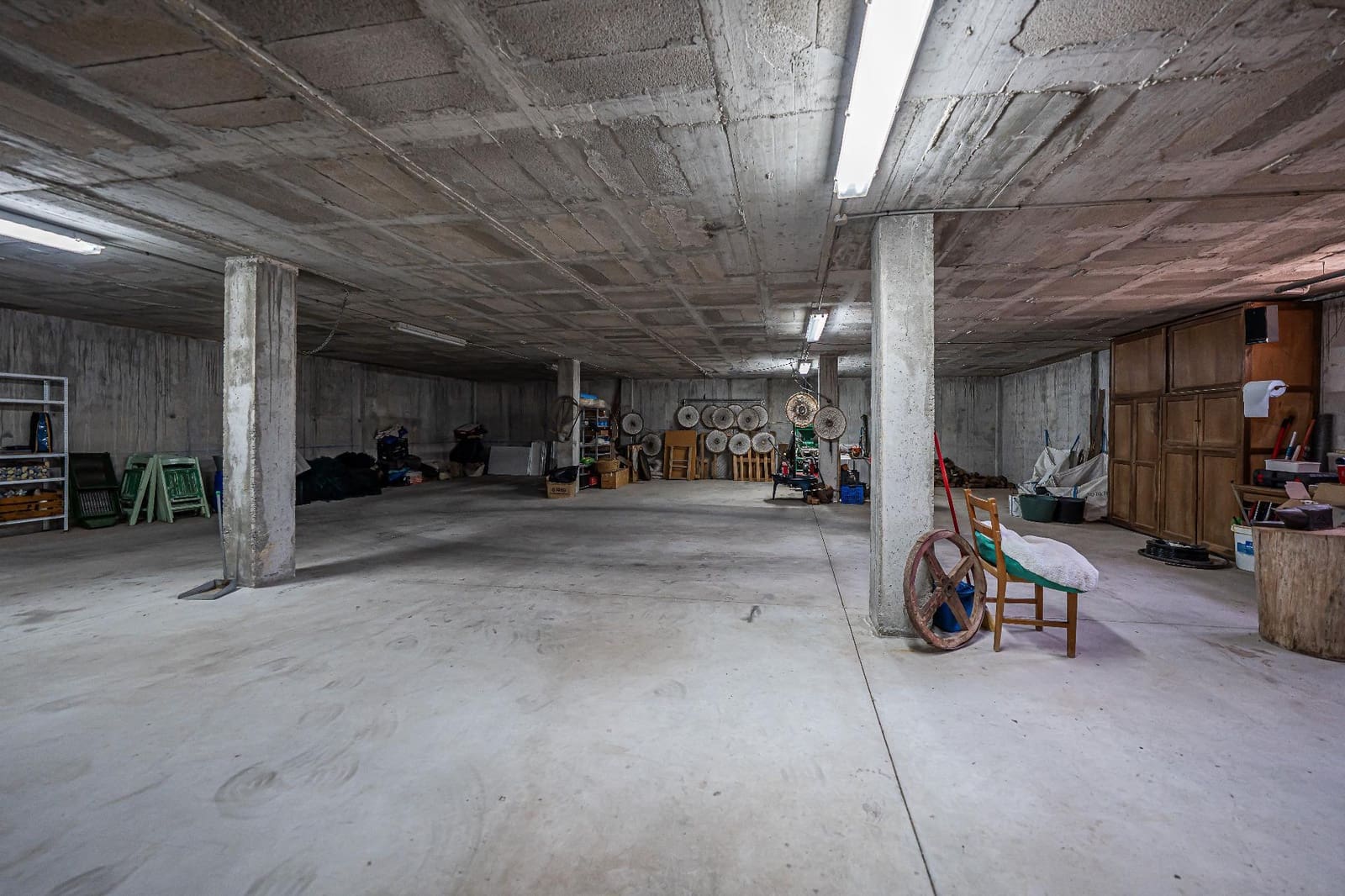 4 soveværelse Finca/Landehus til salg i Biar med garage - € 750.000 (Ref: 9936349)