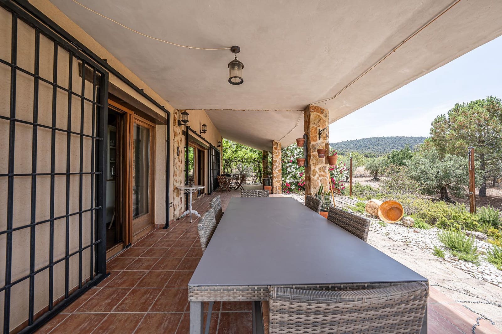 4 soveværelse Finca/Landehus til salg i Biar med garage - € 750.000 (Ref: 9936349)