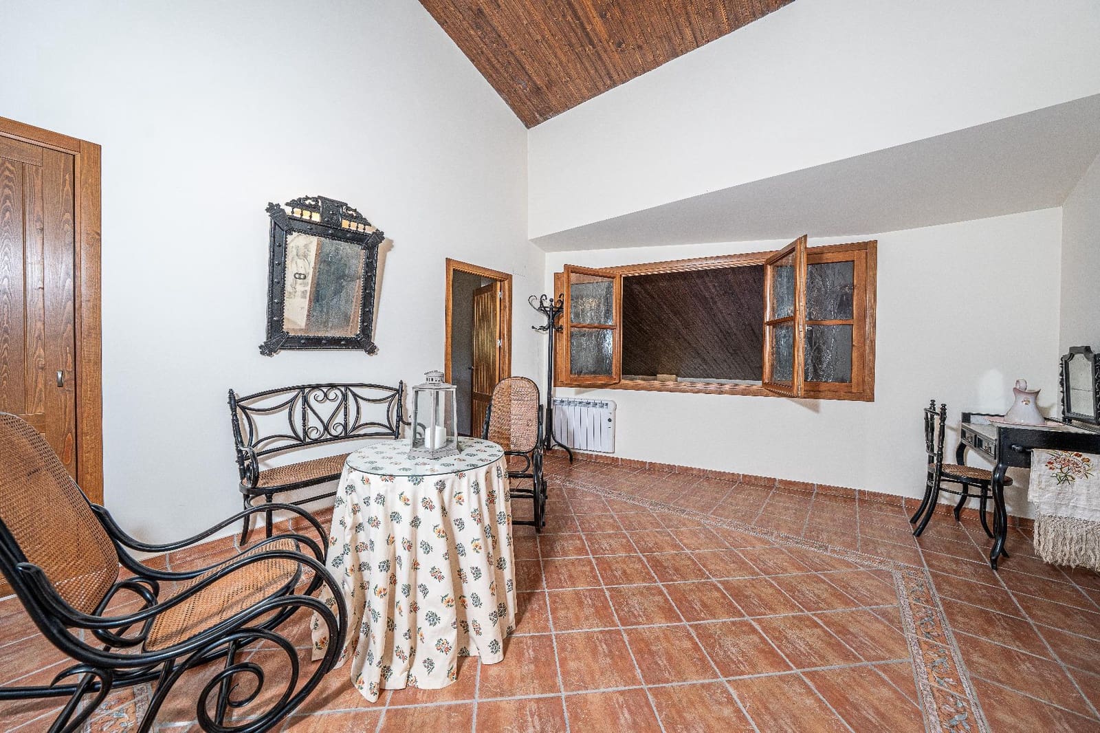 4 soveværelse Finca/Landehus til salg i Biar med garage - € 750.000 (Ref: 9936349)