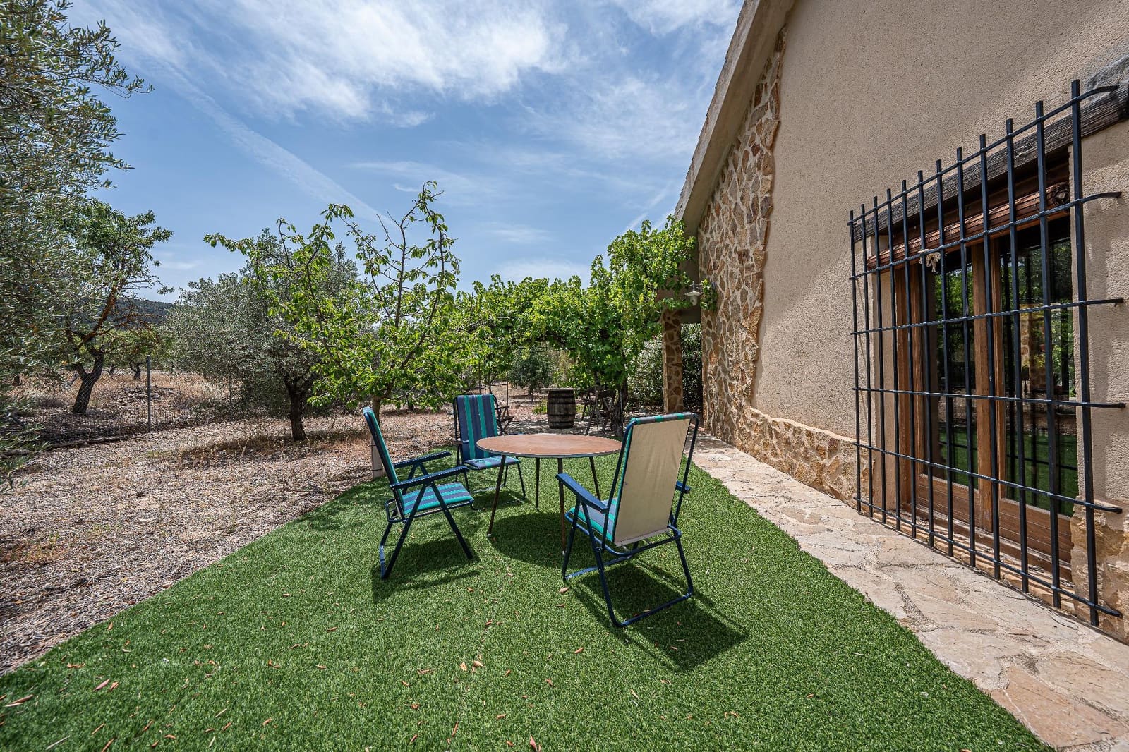 4 soveværelse Finca/Landehus til salg i Biar med garage - € 750.000 (Ref: 9936349)