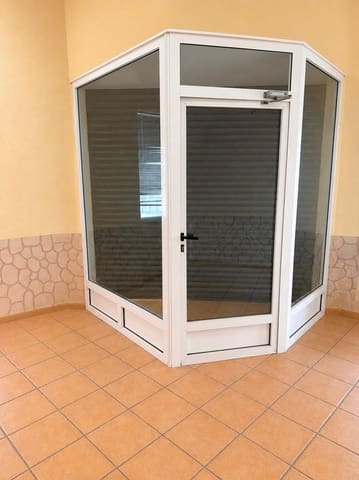 Erhverv til salg i Novelda - € 87.000 (Ref: 9936350)