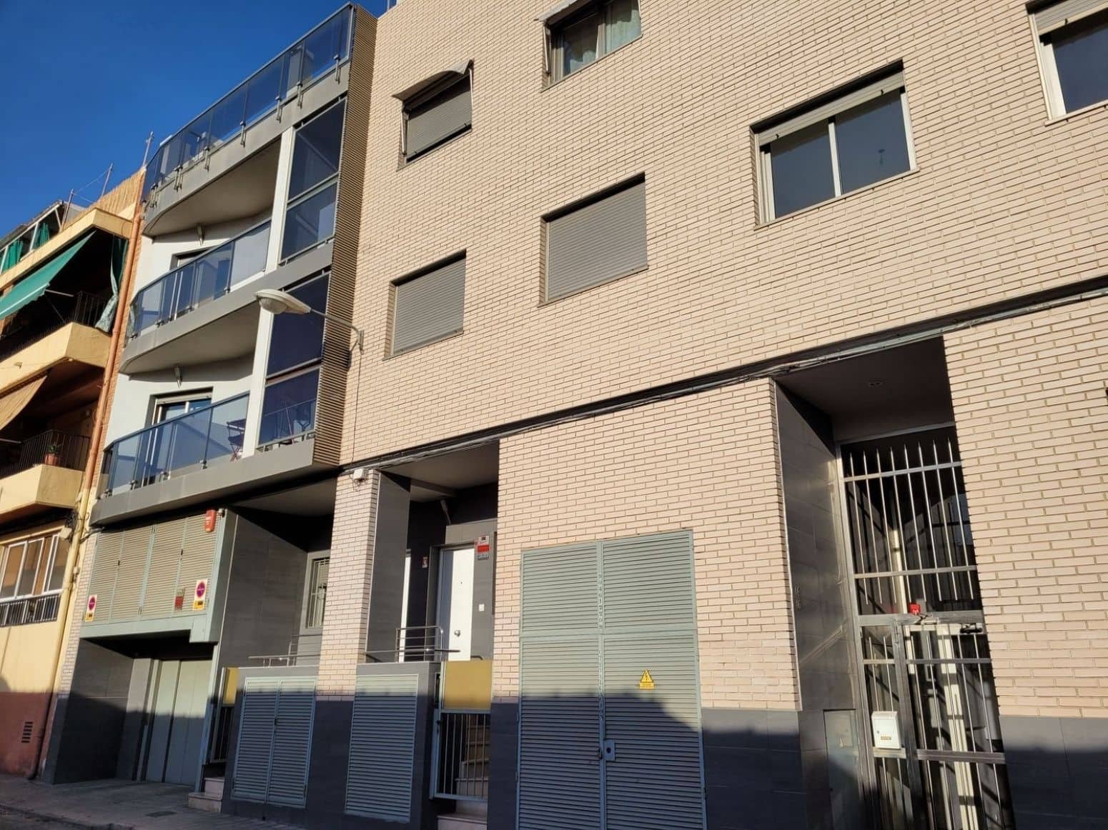 Garaż na sprzedaż w Miasto Alicante / Alacant - 7 000 € (Ref: 9938143)