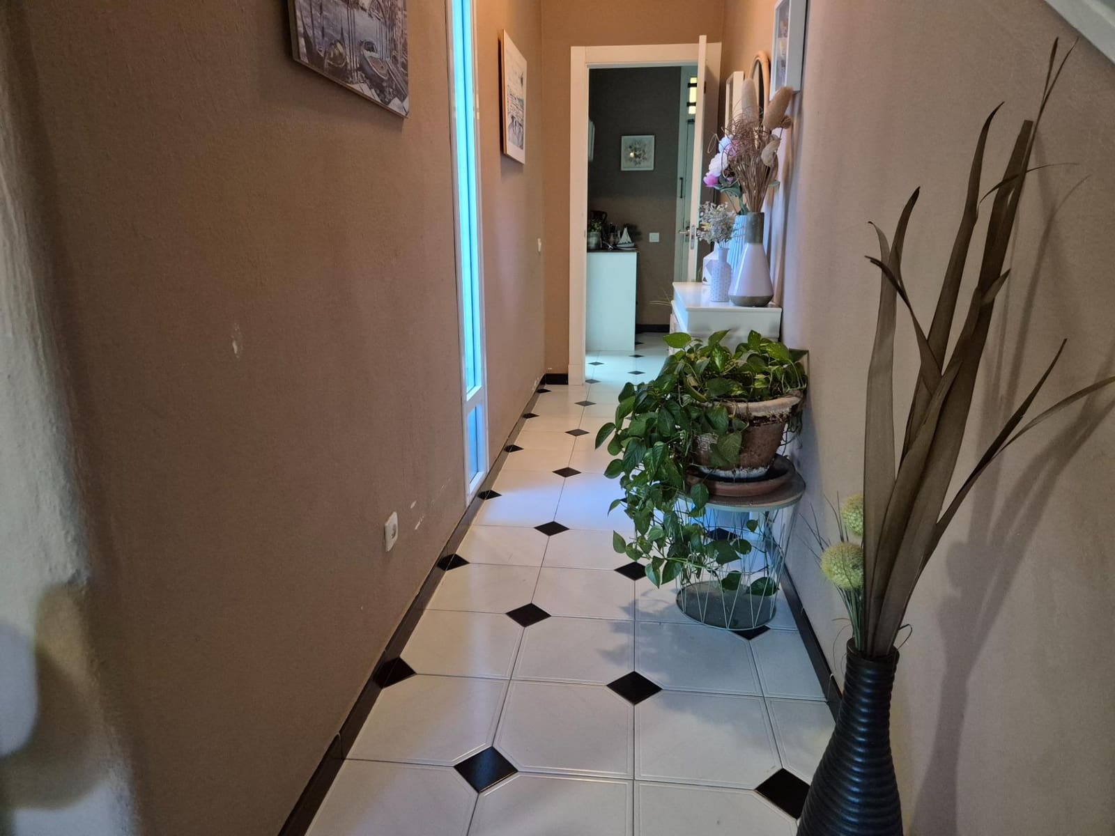 3 soveværelse Semi-Rækkehus til salg i El Puerto de Santa Maria med swimmingpool - € 579.000 (Ref: 9939921)