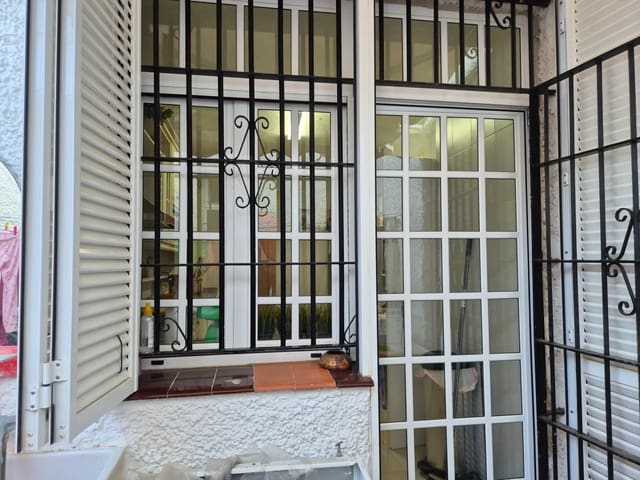 3 soveværelse Semi-Rækkehus til salg i El Puerto de Santa María med swimmingpool - € 579.000 (Ref: 9939921)