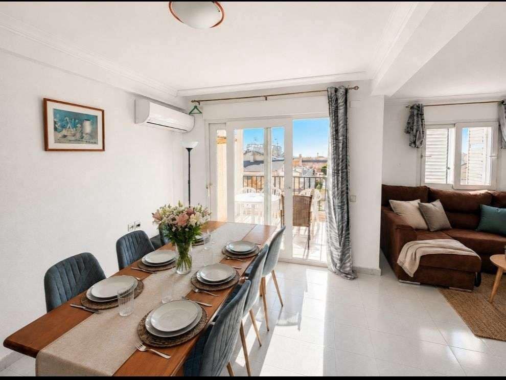 4 chambre Penthouse à vendre à La Mata avec piscine garage - 420 000 € (Ref: 9945663)