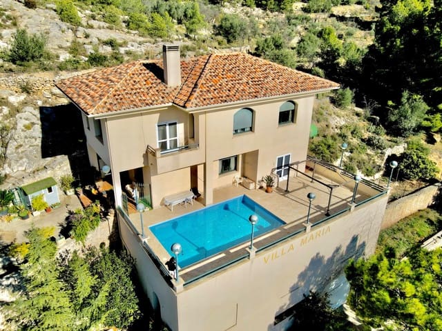 5 Zimmer Finca/Landgut zu verkaufen in Cocentaina mit Pool Garage - 695.000 € (Ref: 9945664)