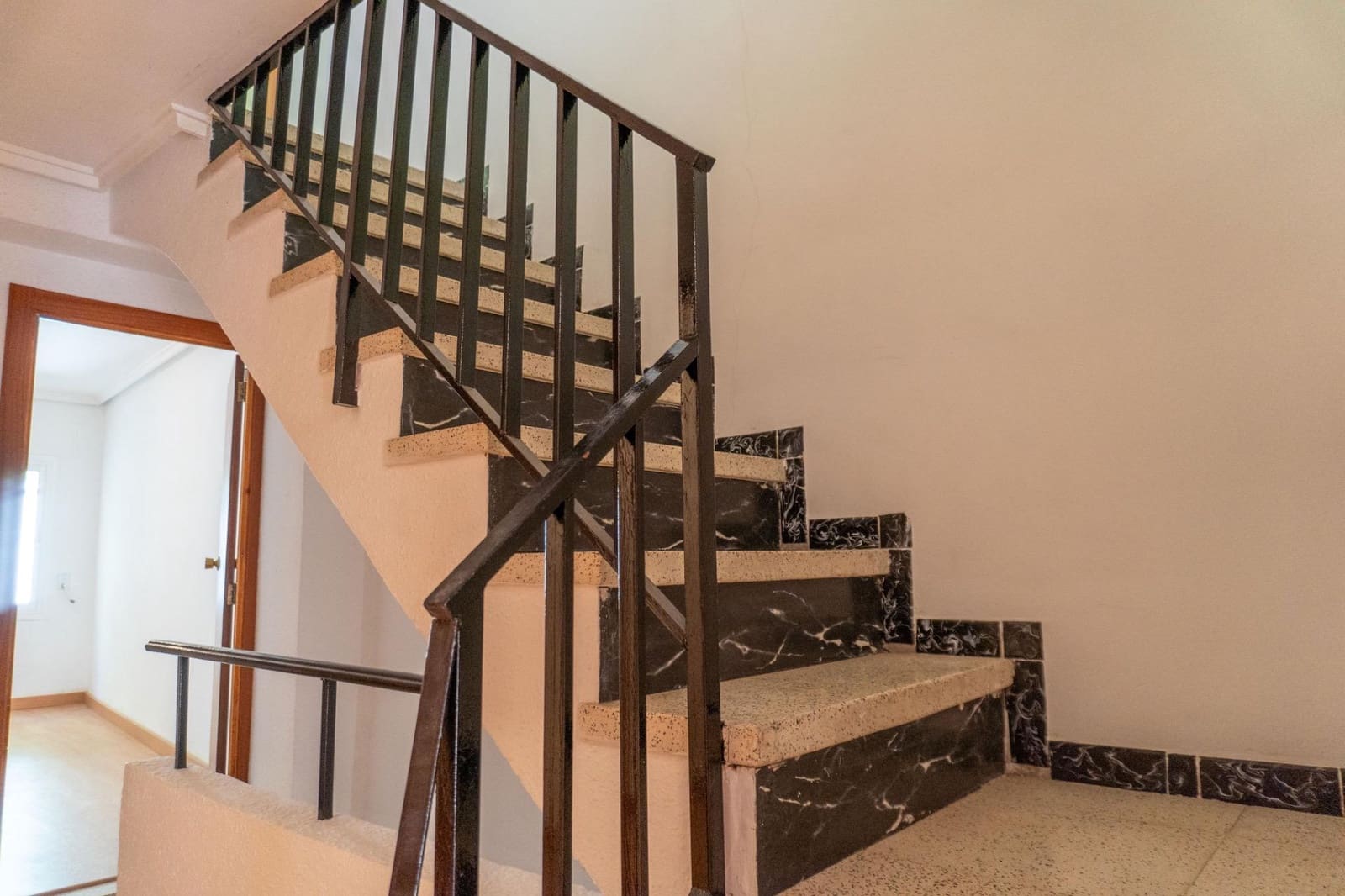 4 sypialnia Dom na sprzedaż w Cocentaina - 105 000 € (Ref: 9945666)