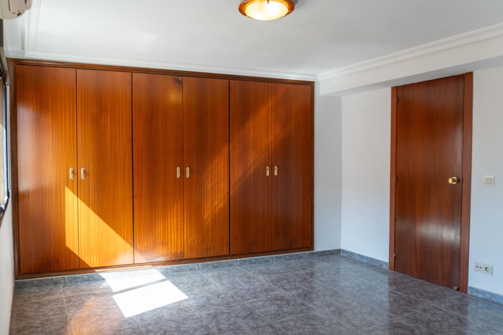 4 sypialnia Dom na sprzedaż w Cocentaina - 105 000 € (Ref: 9945666)