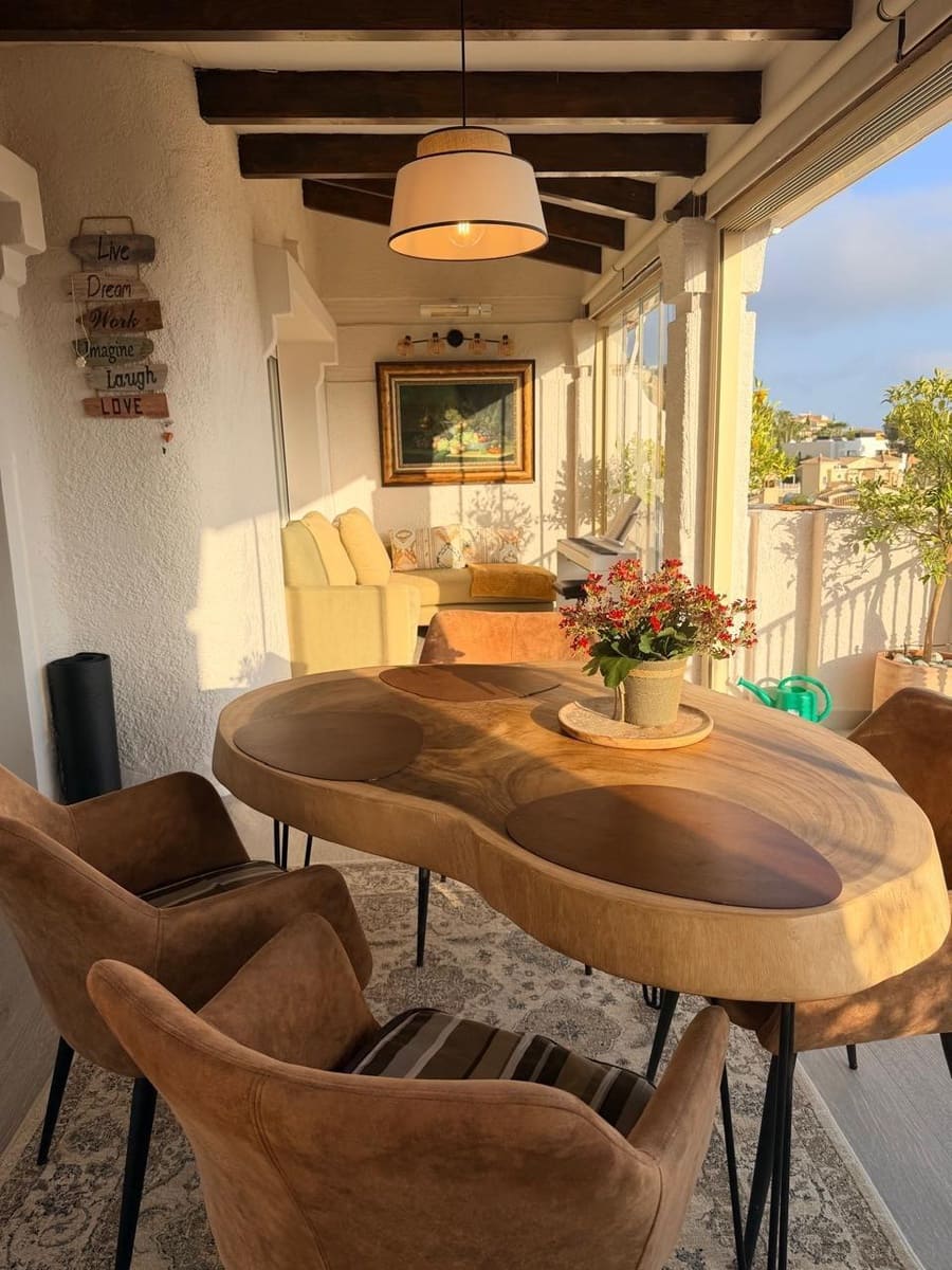 3 soveværelse Semi-Rækkehus til salg i Altea med garage - € 650.000 (Ref: 9945668)