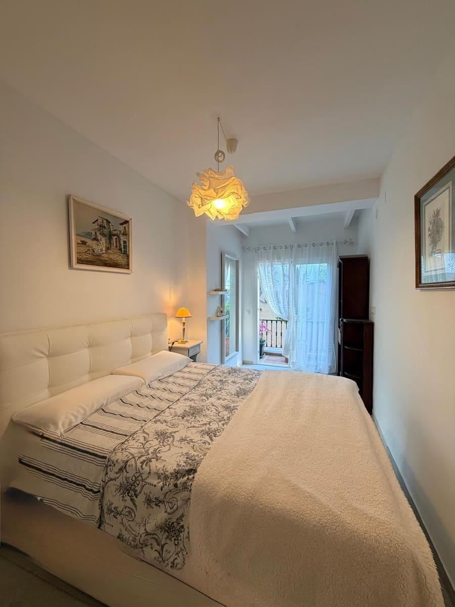 3 soveværelse Semi-Rækkehus til salg i Altea med garage - € 650.000 (Ref: 9945668)