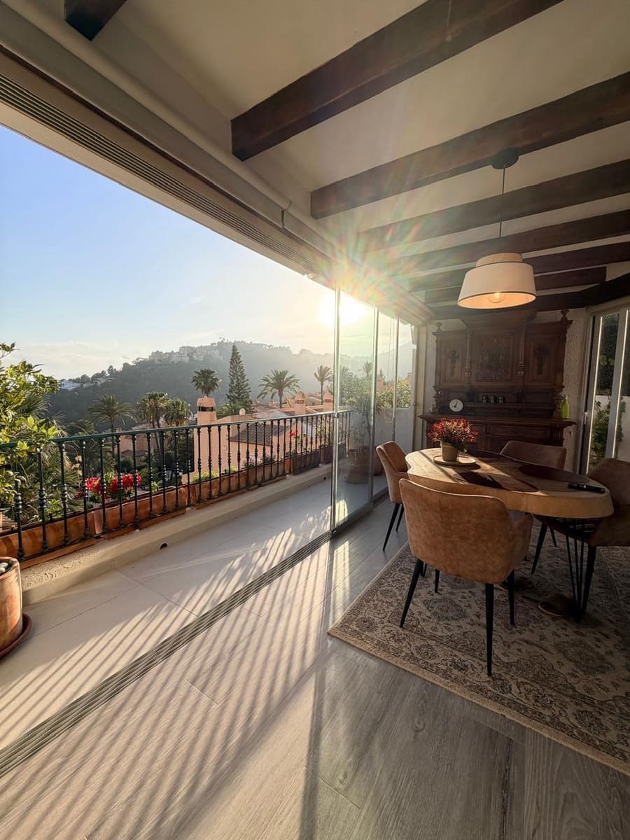 3 soveværelse Semi-Rækkehus til salg i Altea med garage - € 650.000 (Ref: 9945668)
