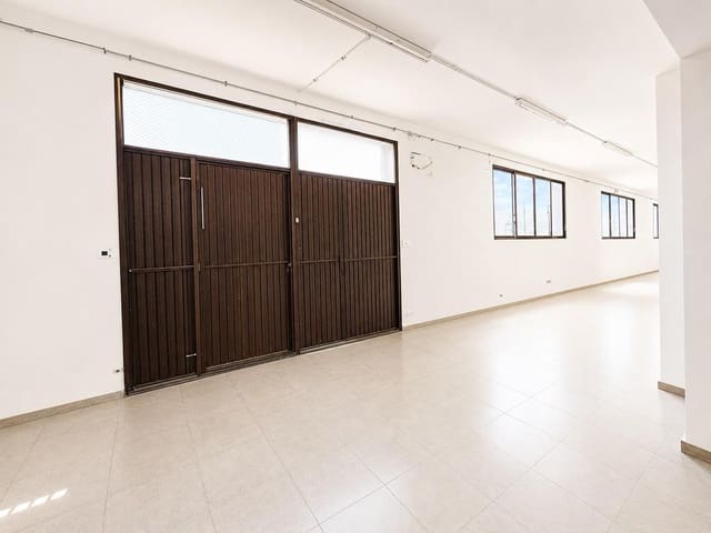Företag till salu i Almansa - 250 000 € (Ref: 9949738)