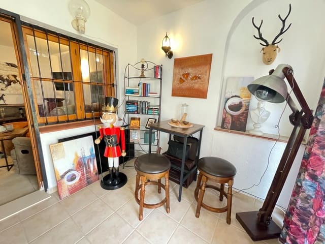 2 soverom Rekkehus til salgs i Los Balcones med svømmebasseng - € 165 000 (Ref: 9949742)