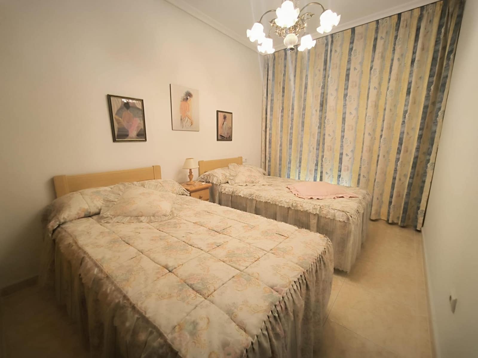 2 soveværelse Lejlighed til salg i Torrevieja - € 169.900 (Ref: 9957944)