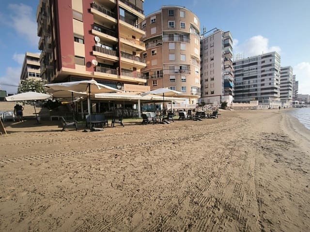 2 soveværelse Lejlighed til salg i Playa del Acequión, Torrevieja - € 169.900 (Ref: 9957944)