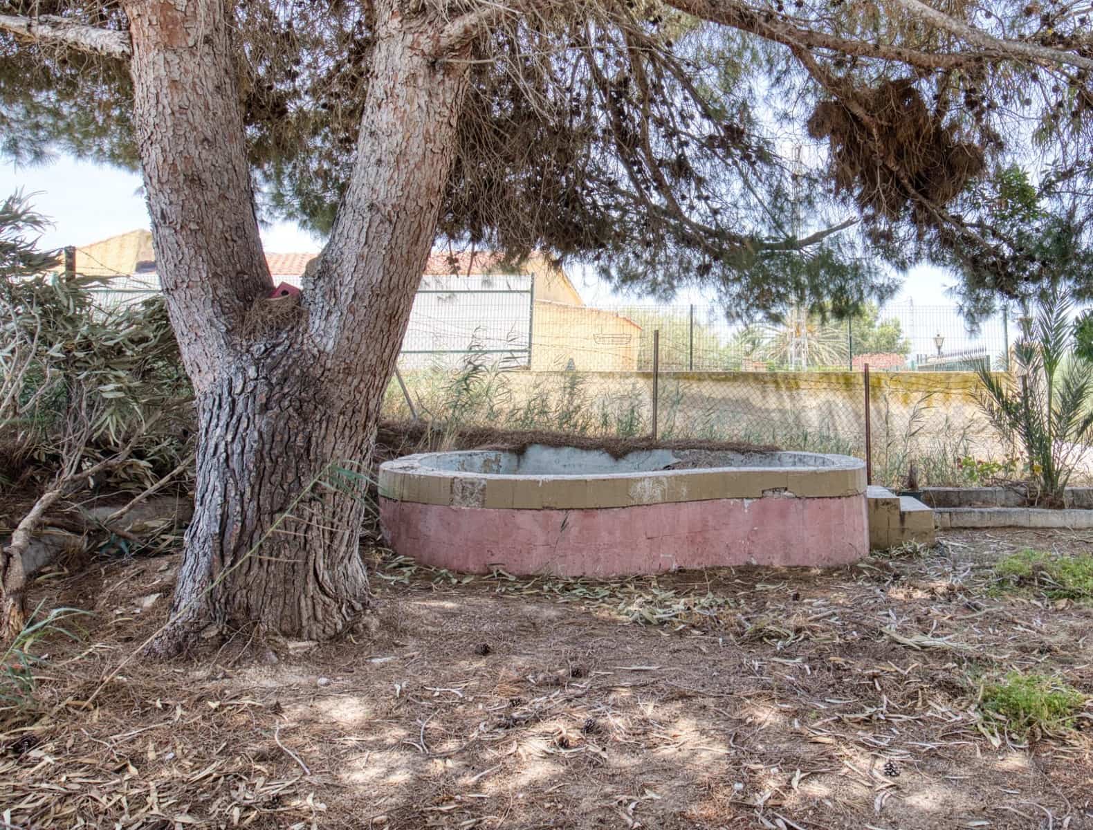 1 soveværelse Finca/Landehus til salg i La Marina med swimmingpool - € 89.000 (Ref: 9957945)