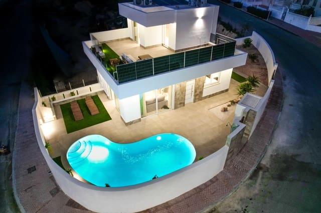 3 soveværelse Villa til salg i Ciudad Quesada, Rojales med swimmingpool garage - € 598.000 (Ref: 9959751)