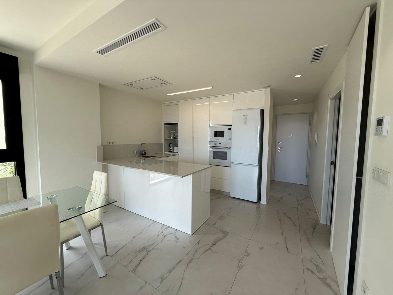 2 bedroom Apartment for rent in Finestrat with pool - € 1,650 (Ref: 9959756)
