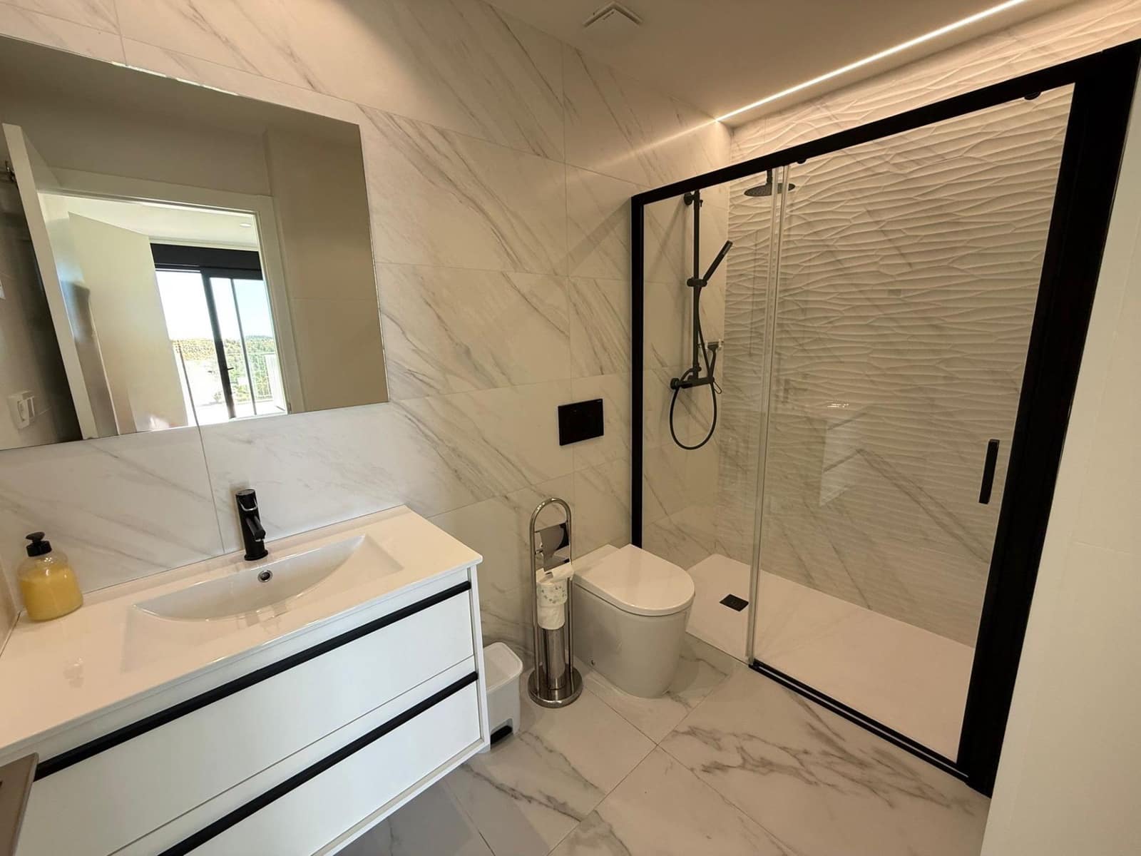 2 bedroom Apartment for rent in Finestrat with pool - € 1,650 (Ref: 9959756)