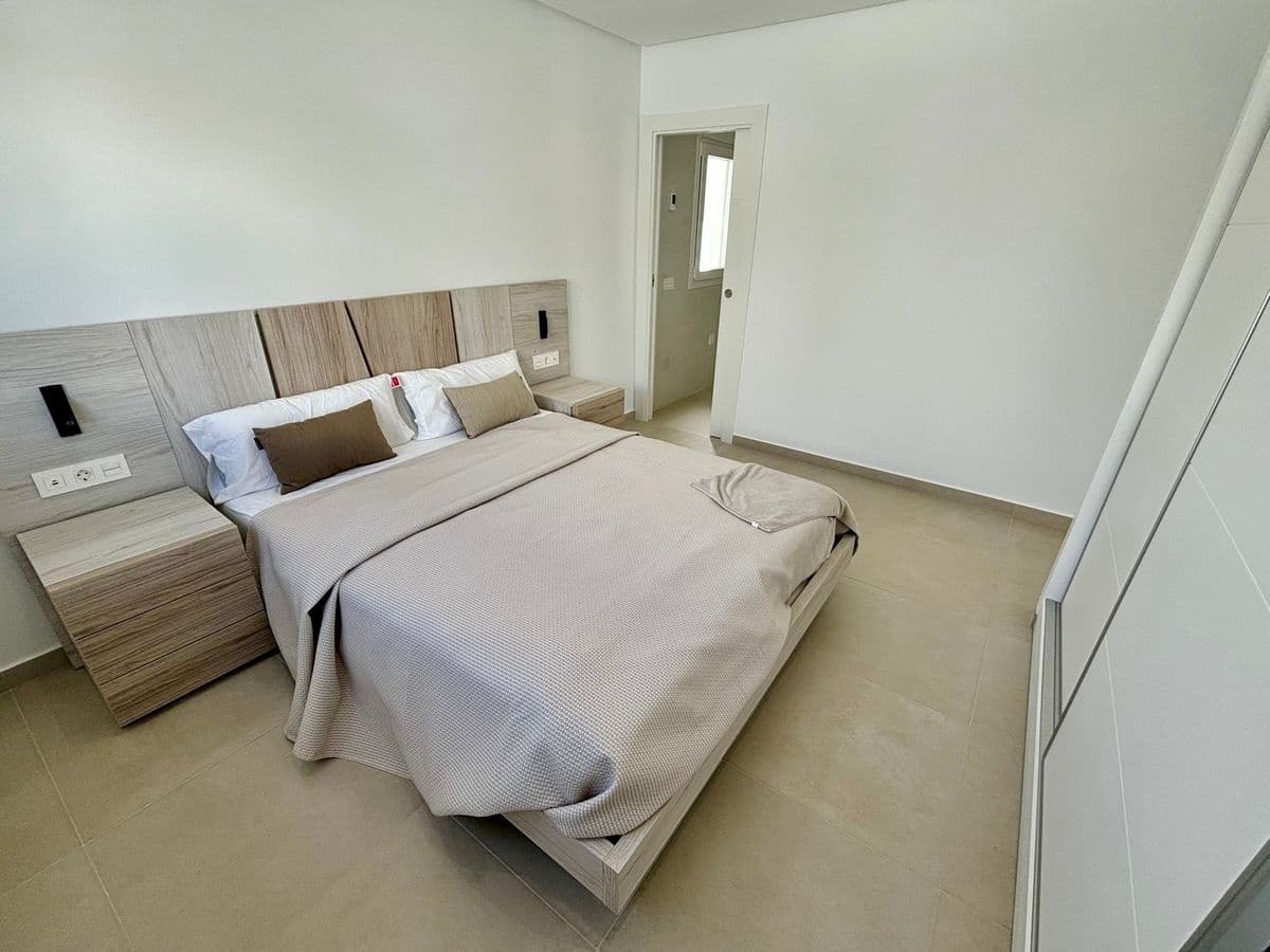 3 slaapkamer Villa te koop in Rojales met zwembad garage - € 504.000 (Ref: 9962645)