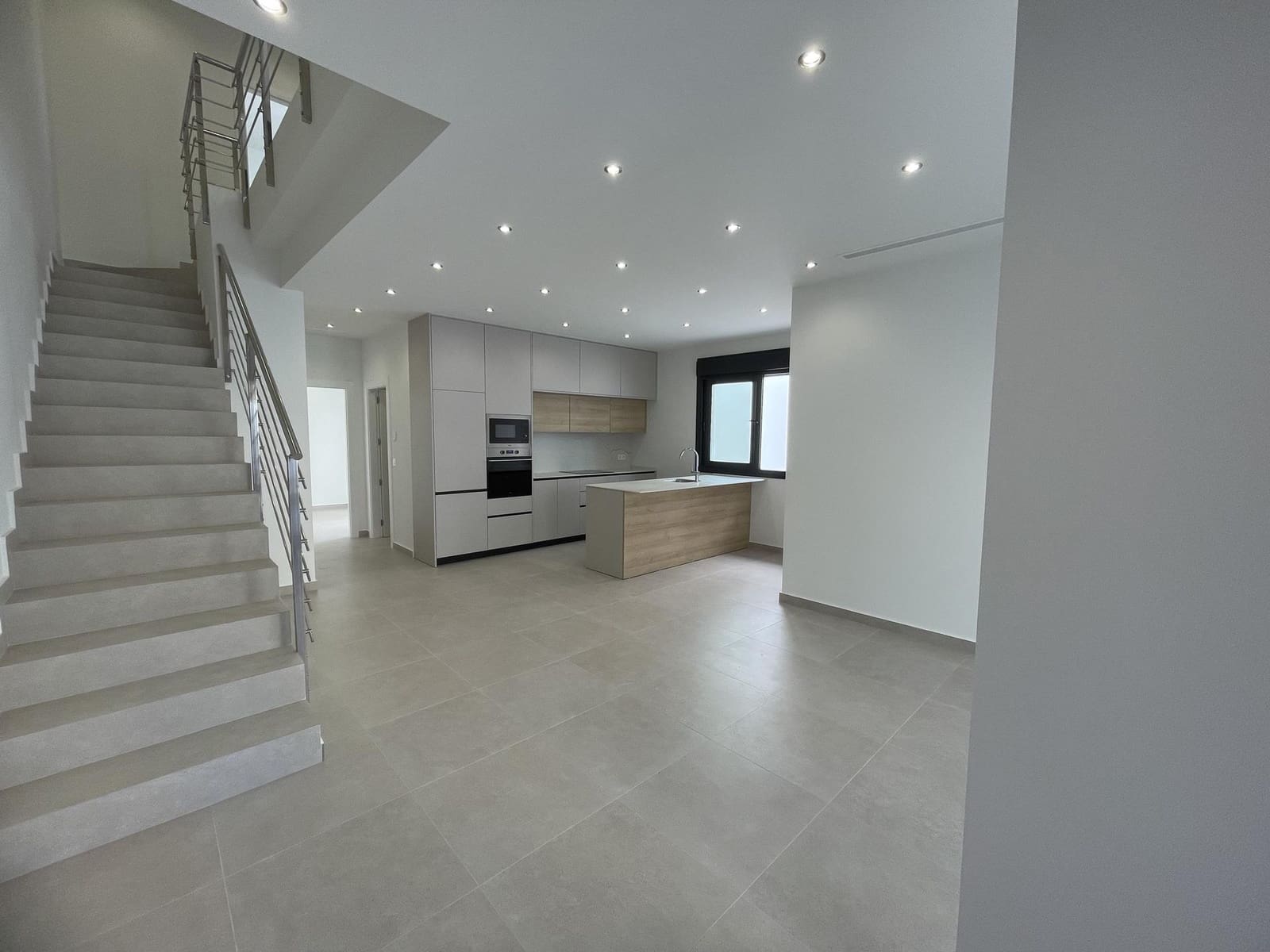 3 soveværelse Villa til salg i Almoradi med swimmingpool - € 359.900 (Ref: 9962659)