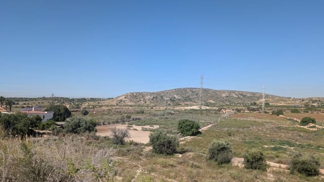 4 soveværelse Villa til salg i Elche / Elx med garage - € 220.000 (Ref: 9966614)