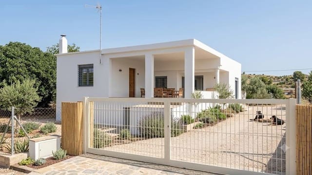 4 Zimmer Villa zu verkaufen in Elche / Elx mit Garage - 220.000 € (Ref: 9966614)