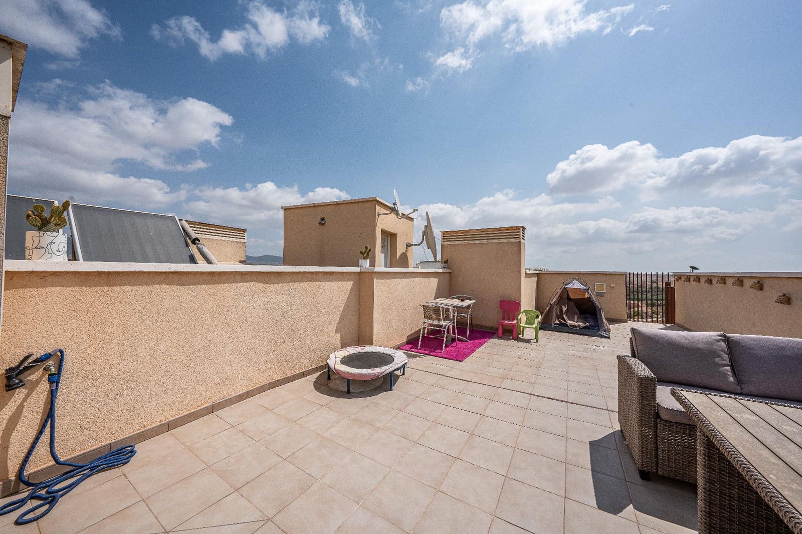 2 soveværelse Penthouse til salg i Gea y Truyols med swimmingpool garage - € 119.900 (Ref: 9973289)