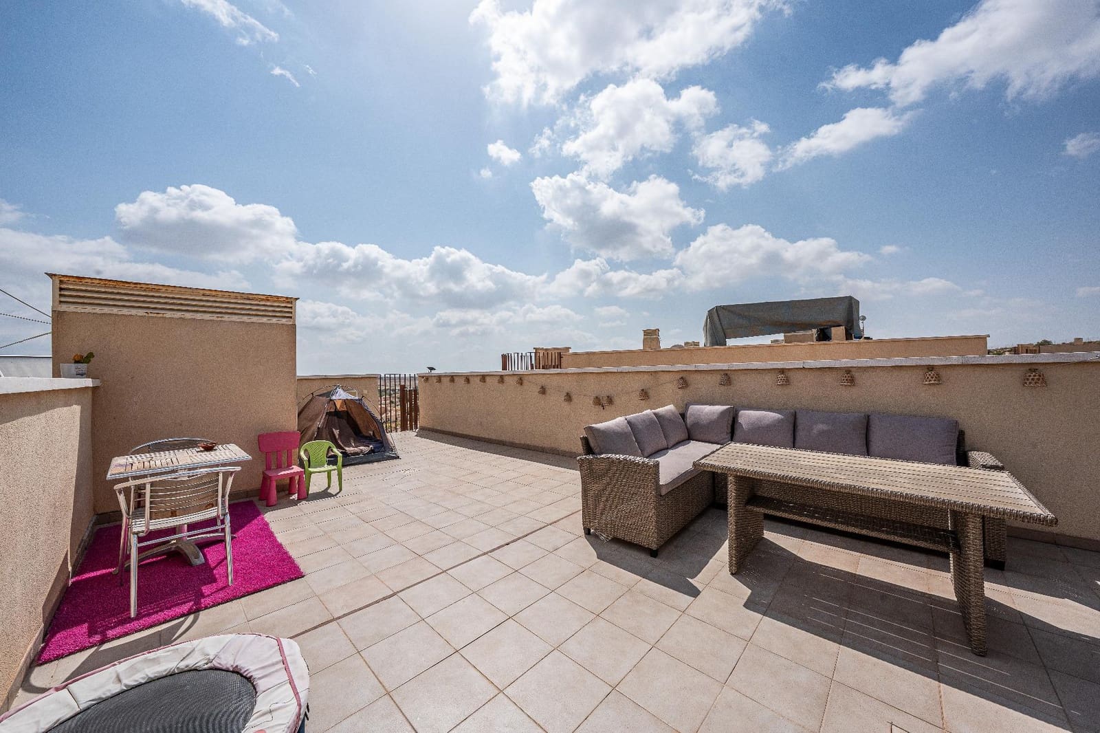 2 soveværelse Penthouse til salg i Gea y Truyols med swimmingpool garage - € 119.900 (Ref: 9973289)