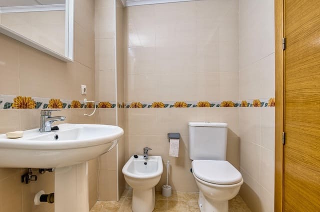 2 quarto Moradia em Banda para venda em Abanilla com garagem - 99 900 € (Ref: 9973291)