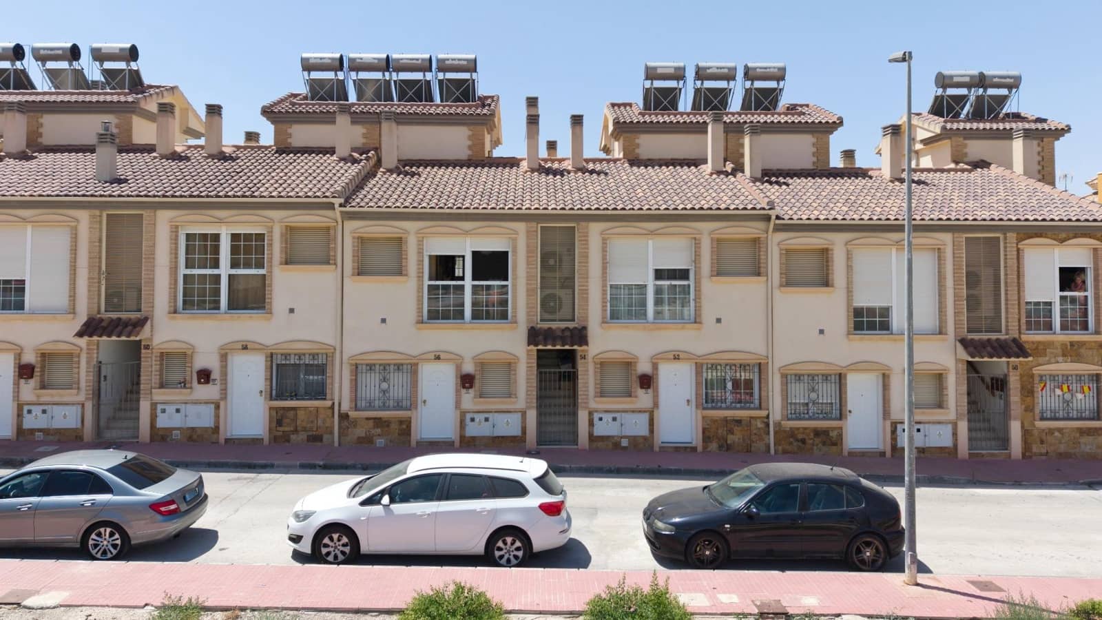 2 soveværelse Rækkehus til salg i Abanilla med garage - € 99.900 (Ref: 9973291)