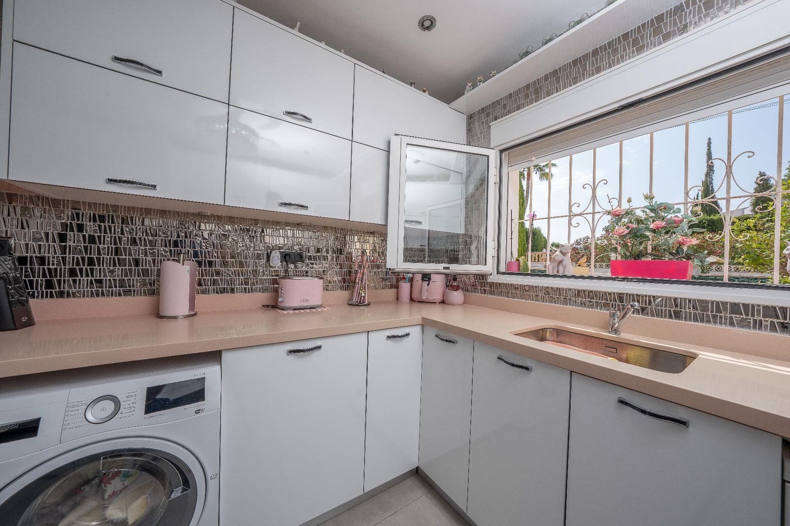 4 Zimmer Villa zu verkaufen in Benissa mit Pool Garage - 885.000 € (Ref: 9973292)