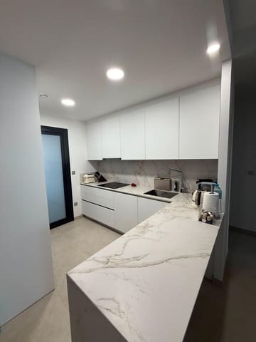 2 bedroom Apartment for rent in Playa Poniente, Benidorm with pool garage - € 6,250 (Ref: 9979786)