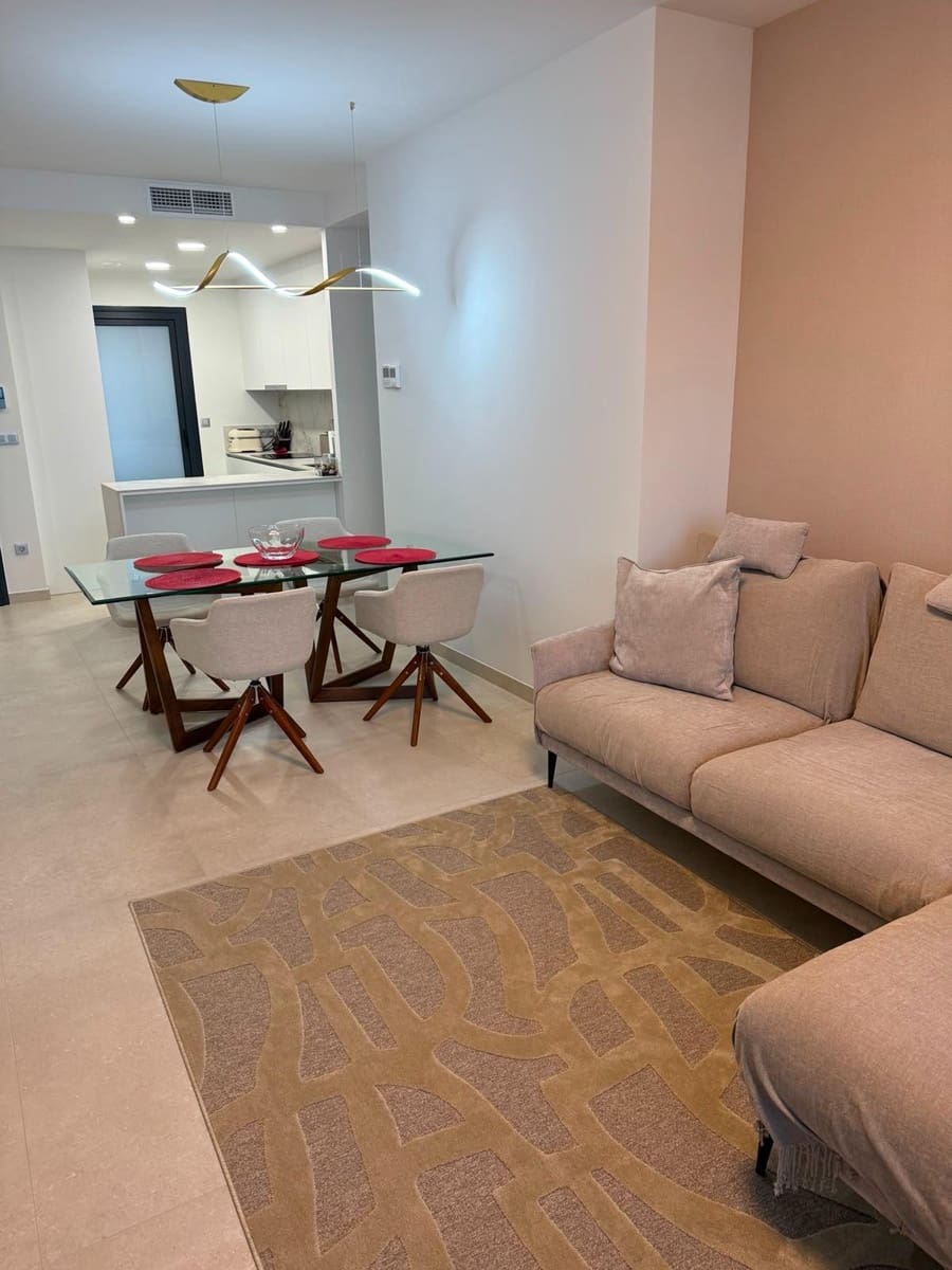 2 bedroom Apartment for rent in Benidorm with pool garage - € 6,250 (Ref: 9979786)