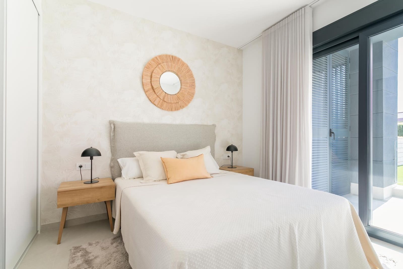 2 soverom Leilighet til salgs i Torrevieja med svømmebasseng garasje - € 305 000 (Ref: 9982952)