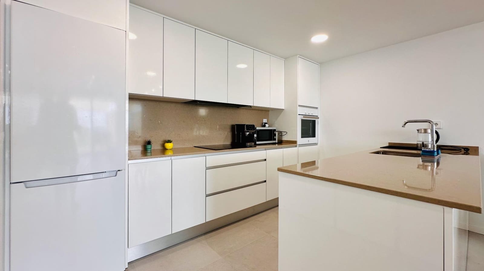 2 sypialnia Apartament do wynajęcia w Finestrat z basenem garażem - 2 200 € (Ref: 9982953)