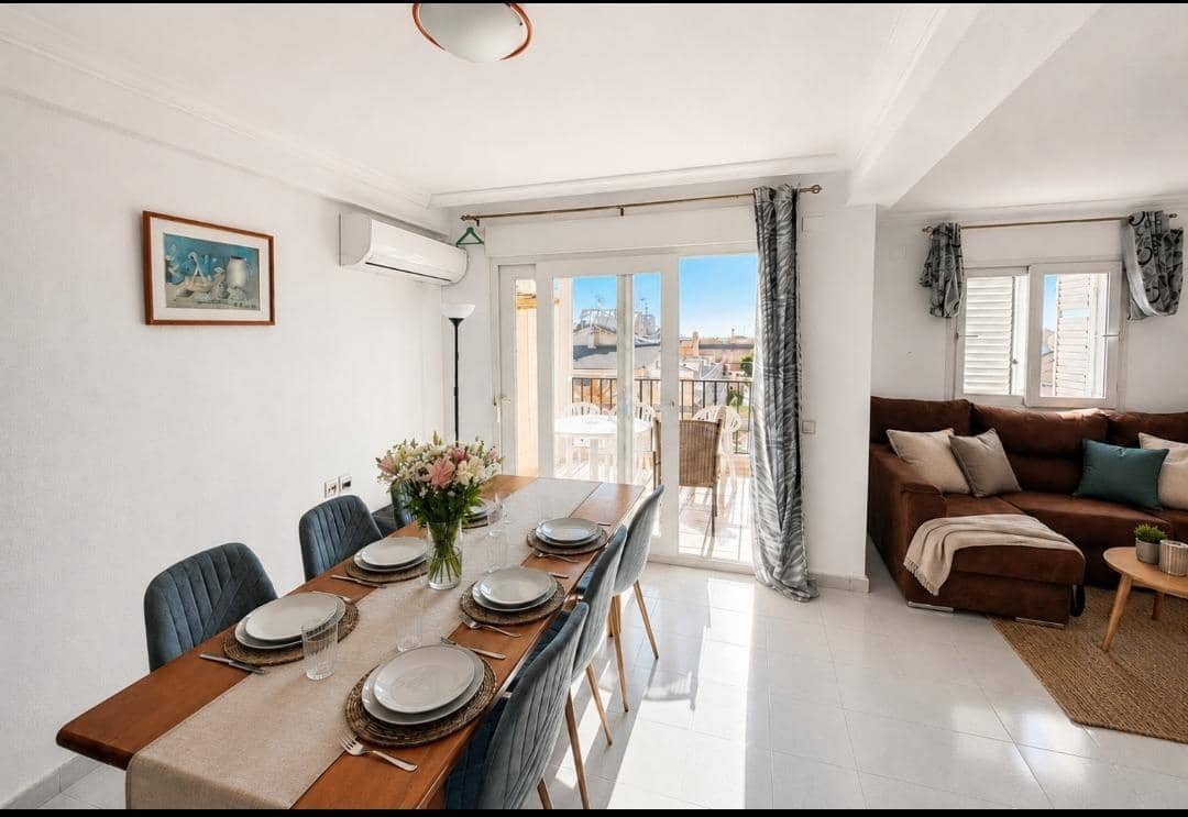 4 bedroom Penthouse for sale in Torrevieja with pool garage - € 420,000 (Ref: 9984972)