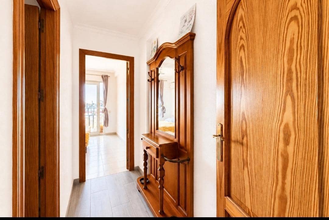 4 bedroom Penthouse for sale in Torrevieja with pool garage - € 420,000 (Ref: 9984972)