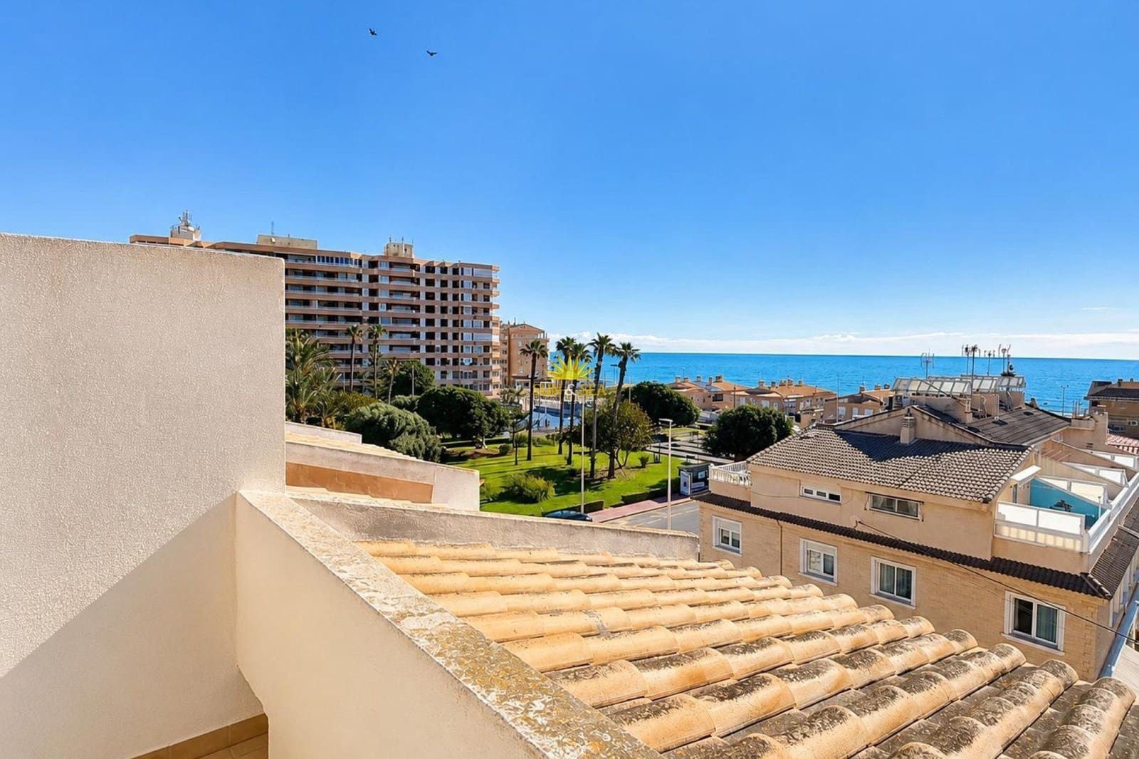 4 bedroom Penthouse for sale in Torrevieja with pool garage - € 420,000 (Ref: 9984972)