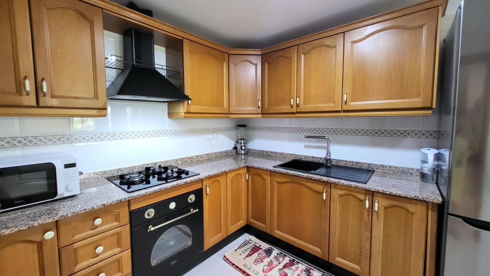 5 makuuhuone Rivitalo myytävänä paikassa San Juan de Alicante / Sant Joan d'Alacant mukana uima-altaan 
autotalli - 596 000 € (Ref: 9984973)