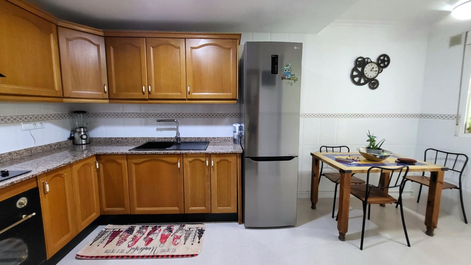 5 makuuhuone Rivitalo myytävänä paikassa San Juan de Alicante / Sant Joan d'Alacant mukana uima-altaan 
autotalli - 596 000 € (Ref: 9984973)