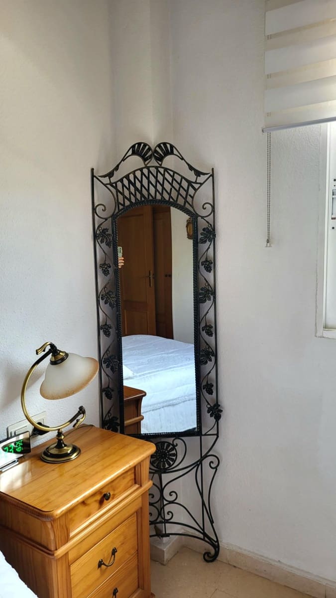 5 makuuhuone Rivitalo myytävänä paikassa San Juan de Alicante / Sant Joan d'Alacant mukana uima-altaan 
autotalli - 596 000 € (Ref: 9984973)