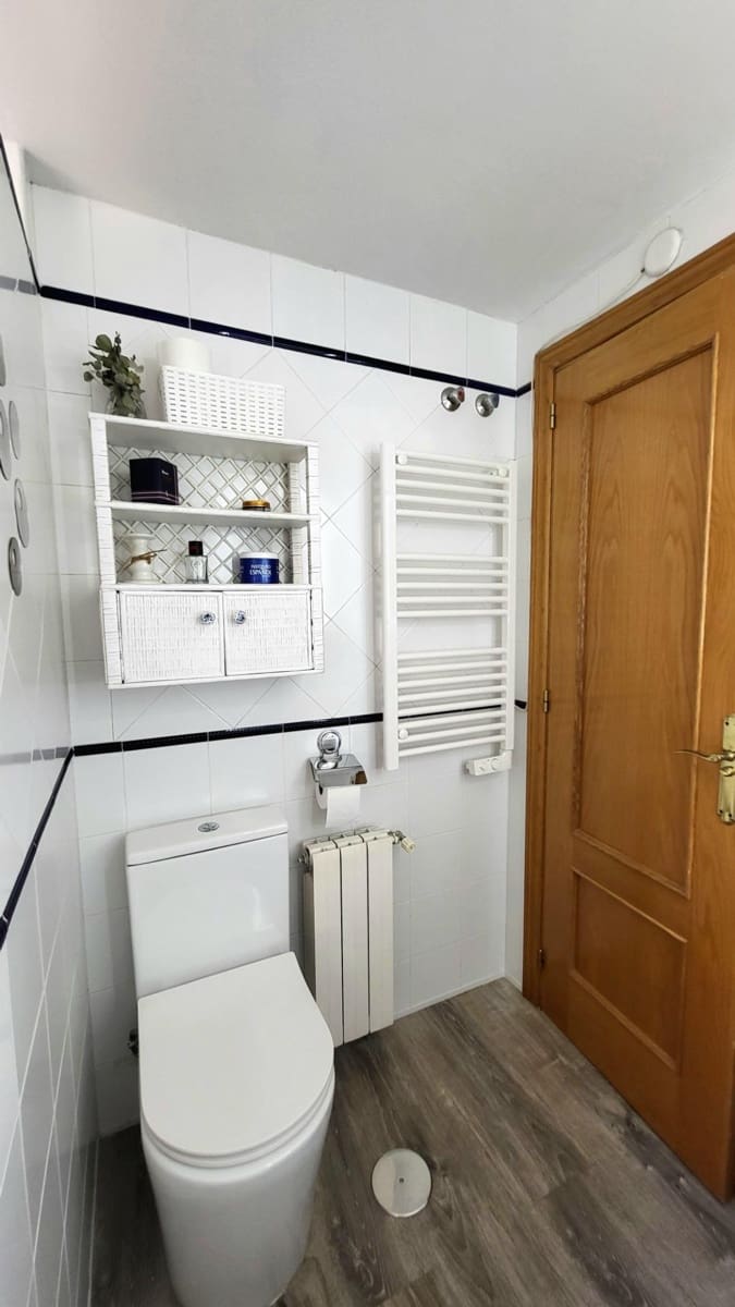 5 makuuhuone Rivitalo myytävänä paikassa San Juan de Alicante / Sant Joan d'Alacant mukana uima-altaan 
autotalli - 596 000 € (Ref: 9984973)
