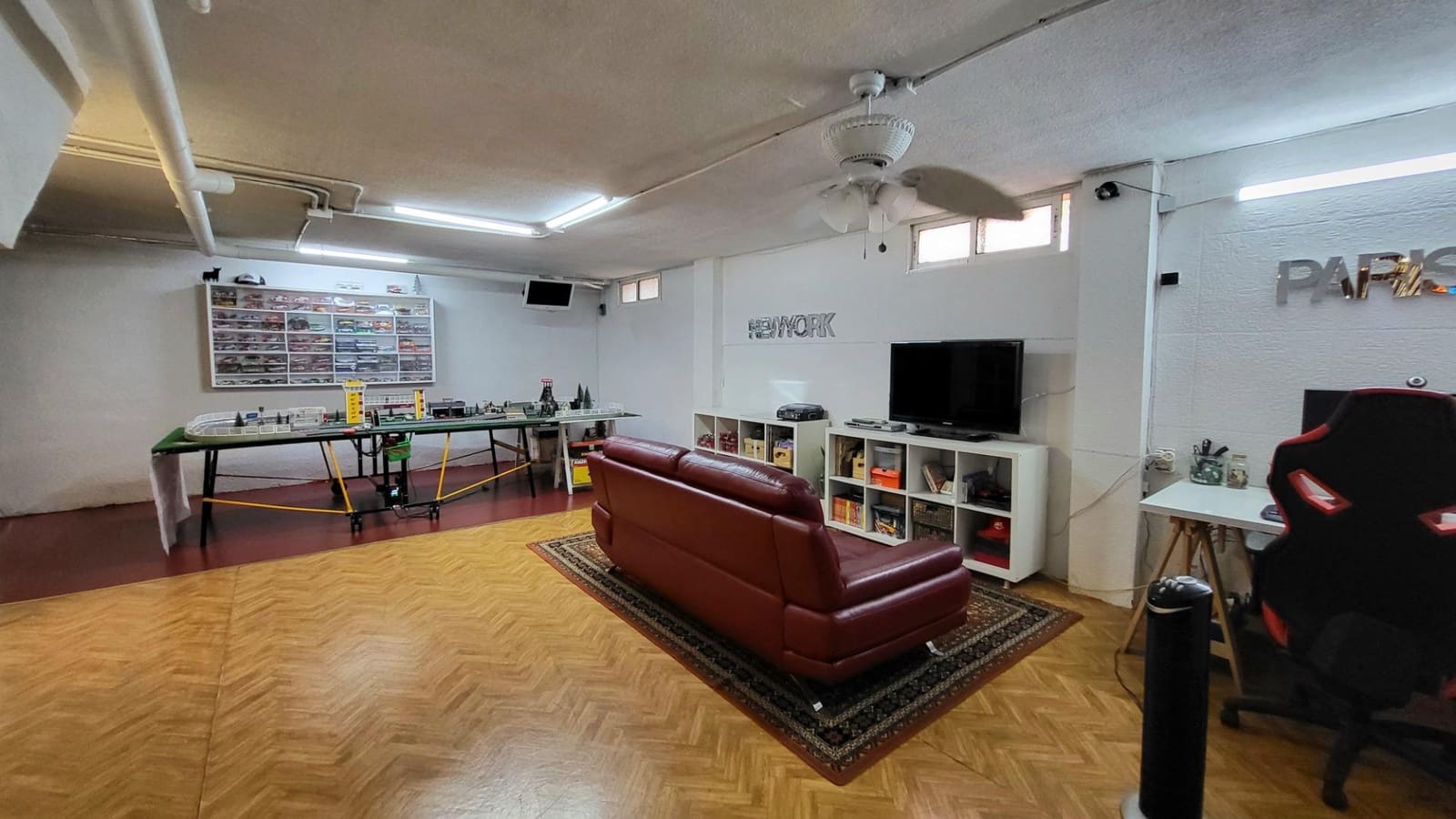 5 makuuhuone Rivitalo myytävänä paikassa San Juan de Alicante / Sant Joan d'Alacant mukana uima-altaan 
autotalli - 596 000 € (Ref: 9984973)