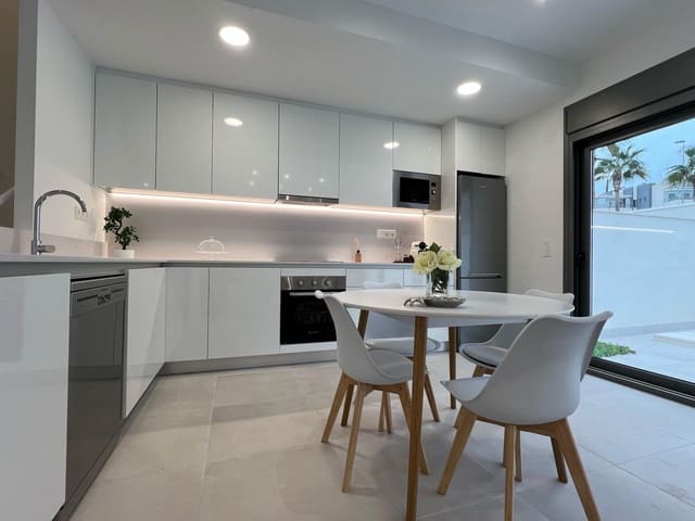 Chalet de 3 habitaciones en Los Dolses, Orihuela en venta - 549.900 € (Ref: 9986841)