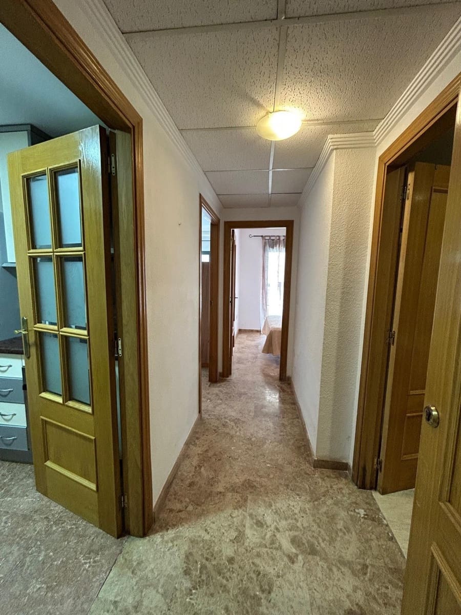 1 soverom Leilighet til leie i Benidorm - € 1 200 (Ref: 9986843)